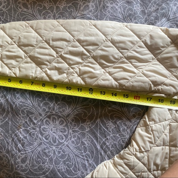 Gap Quilted Button Up Jacket - Picture 10 of 11